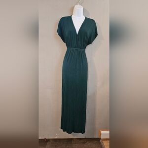 Elegant Dark Green Maxi Dress